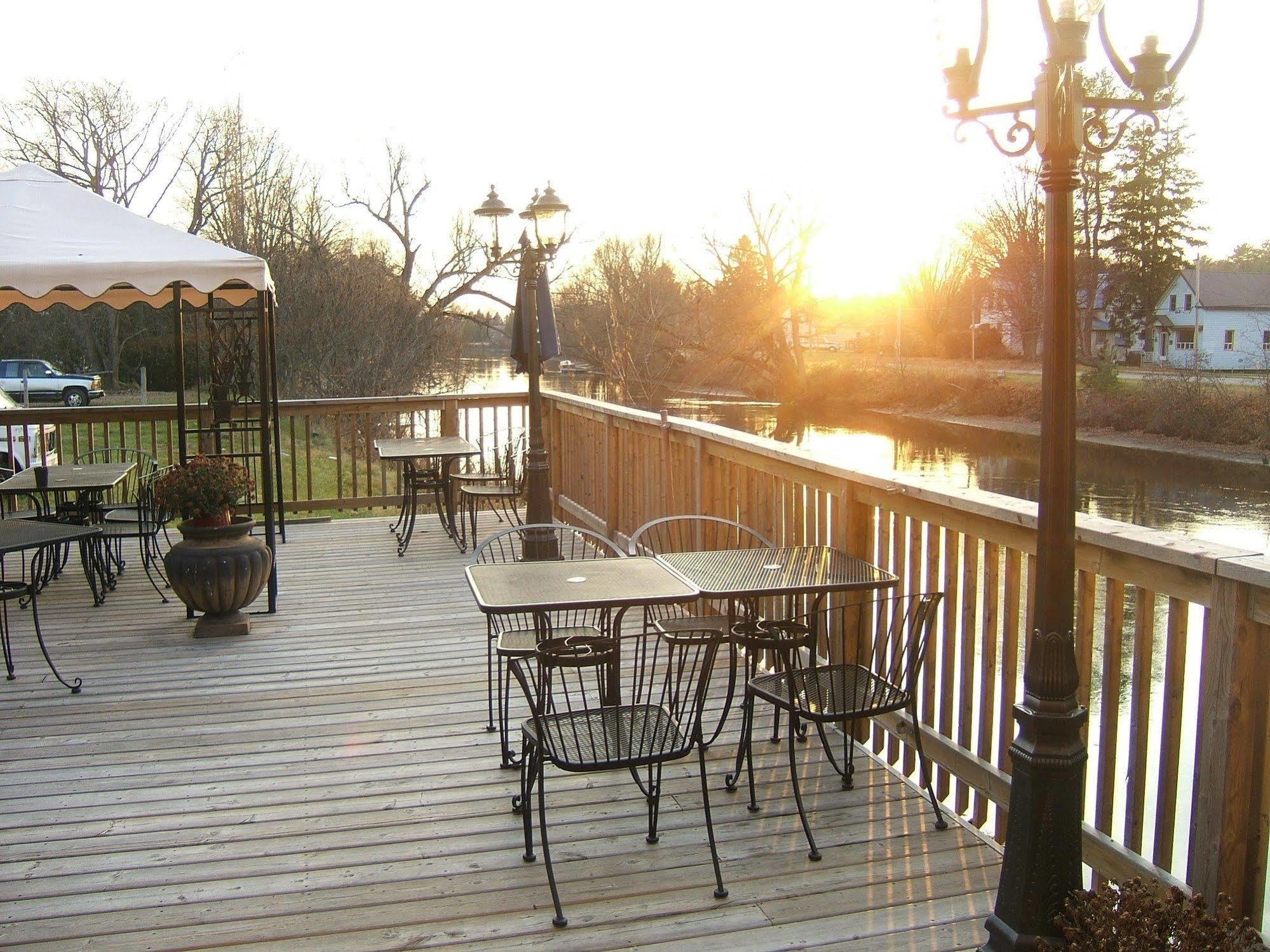 Dominion Inn 4*